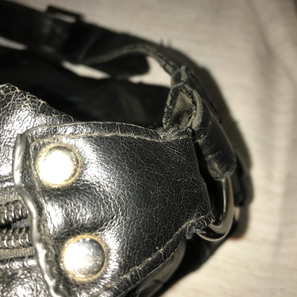 Leather Shoulder Bag - Picture 7 of 7